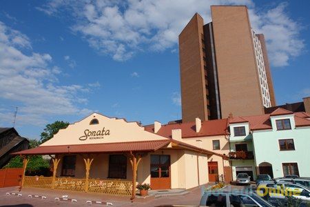 Obiekt hotelarski i restauracja SONATA