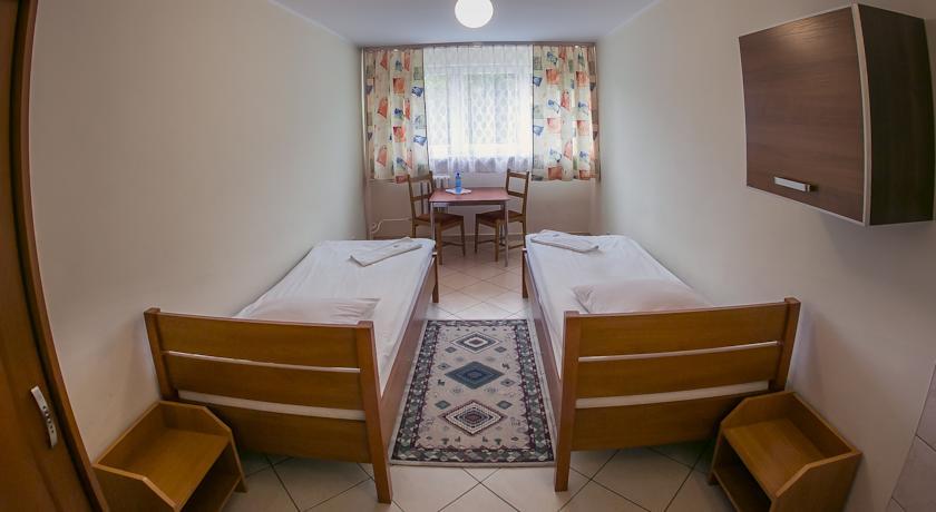 Trio Hostel