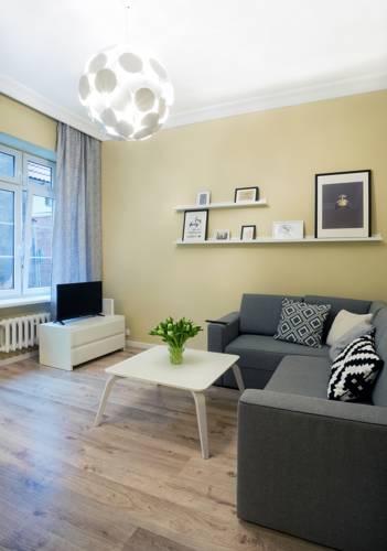 Ropemaker Street Apartment