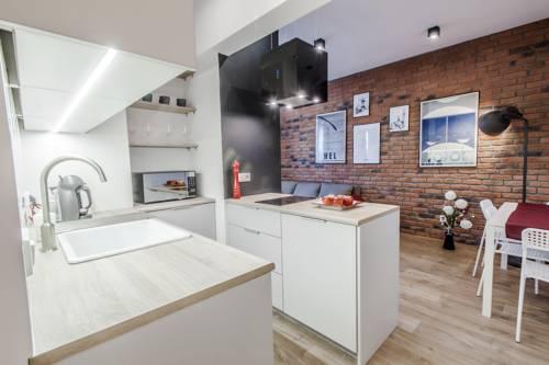 Old City & Music Apartment