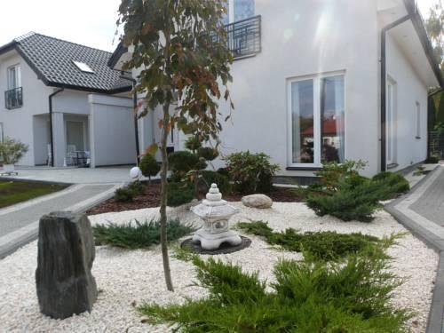 Willa z ogrodem - cichy zakątek