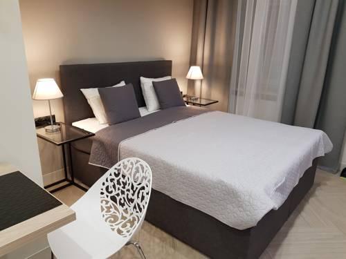 Fresh Studios Slowackiego Avenue