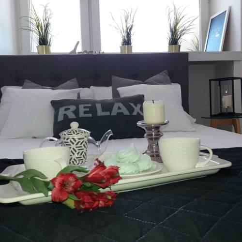 Again Anna Apartments