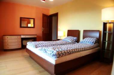 APARTAMENT PARYS