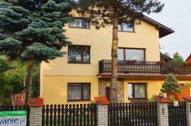 Apartamenty i pokoje gościnne INA