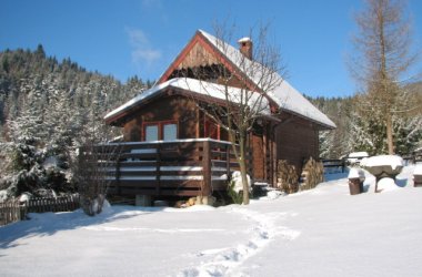 Dasia Hostel, domek letniskowy w Beskidach Bury