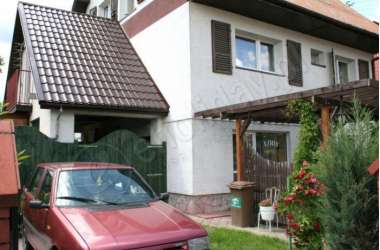 Dom Gośćinny - tanie noclegi i pokoje