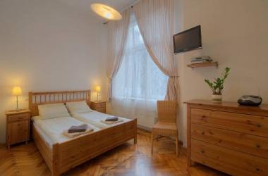 Nocny Kraków B&B