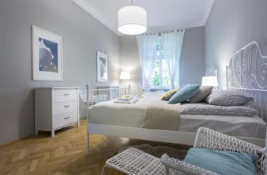 Grand Old Town Apartment