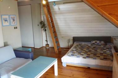 Apartment 33