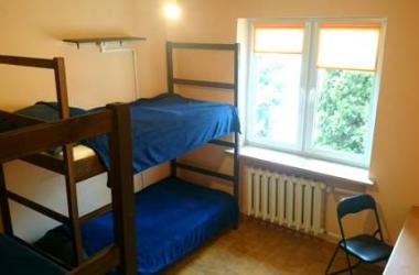 Hostel Leonik