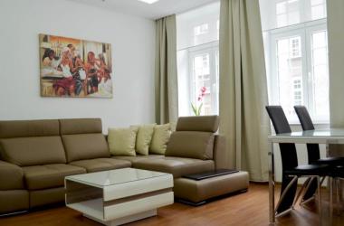 The Heart of Old Town Apartments