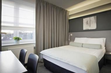 So Stay Hotel