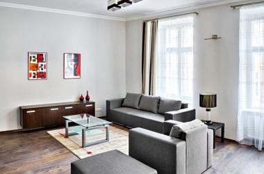 Modern & Spacious Apartment in Central Lviv with Maid Service