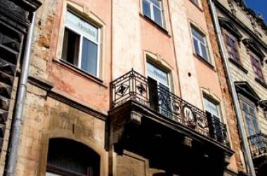 Central Square Hostel