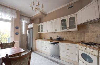 Apartament Podjazd