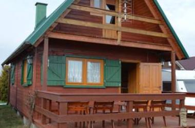 Family Homes - Drewniany Domek