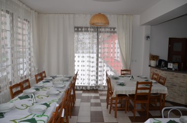 Ośrodek Turystyczny *MENOS*