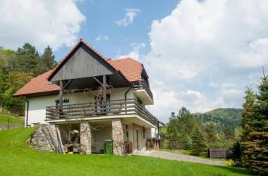 Klimkówka - Dom w górach nad jeziorem