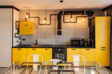 Apartment for 6 on Radzikowskiego