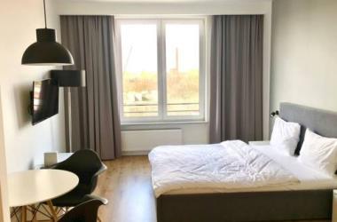 Modern apartment in the city center, EXPO XXI, West Railway Station