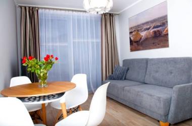 Apartament IKAR przy morzu w kompleksie LAOLA