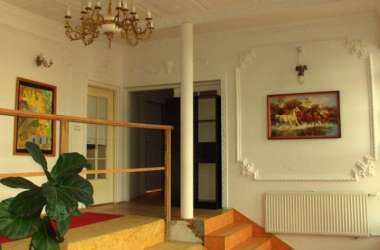 WYTCHNIENIE - NOCLEGI w LUBLINIE